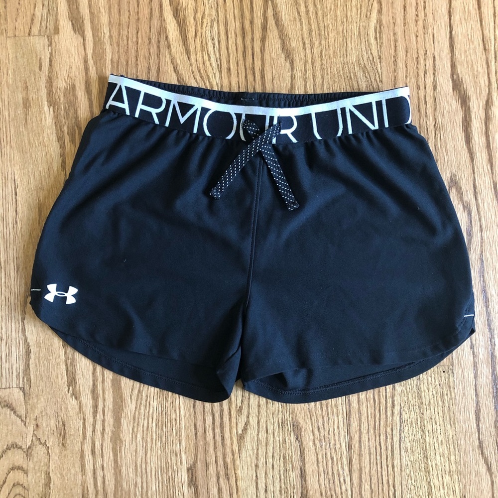 Under Armour Girls Youth Large Black Shorts